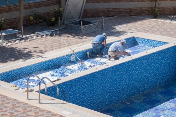 pool cleaning